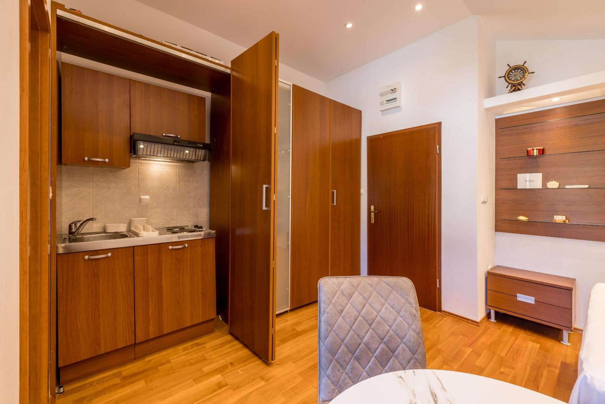 Bolotel Family & Studio Stay Екстер'єр фото
